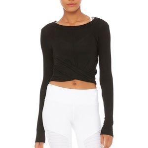 NWOT Alo Yoga Cover Long Sleeve Top